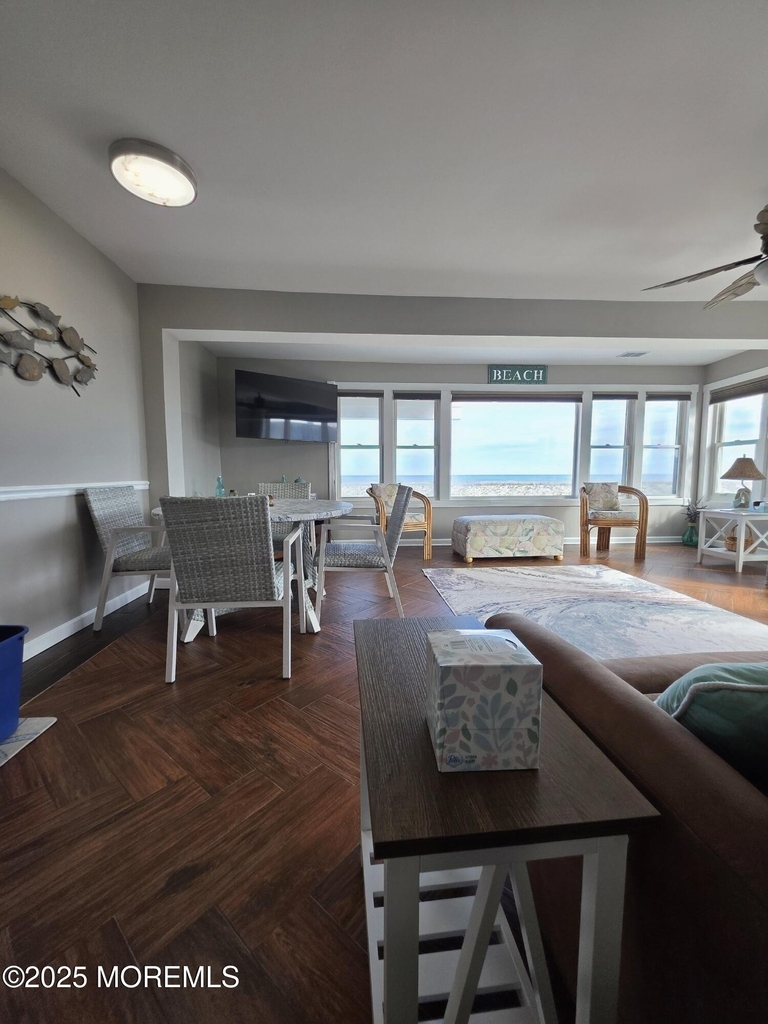 42 Dune Terrace - Photo 1