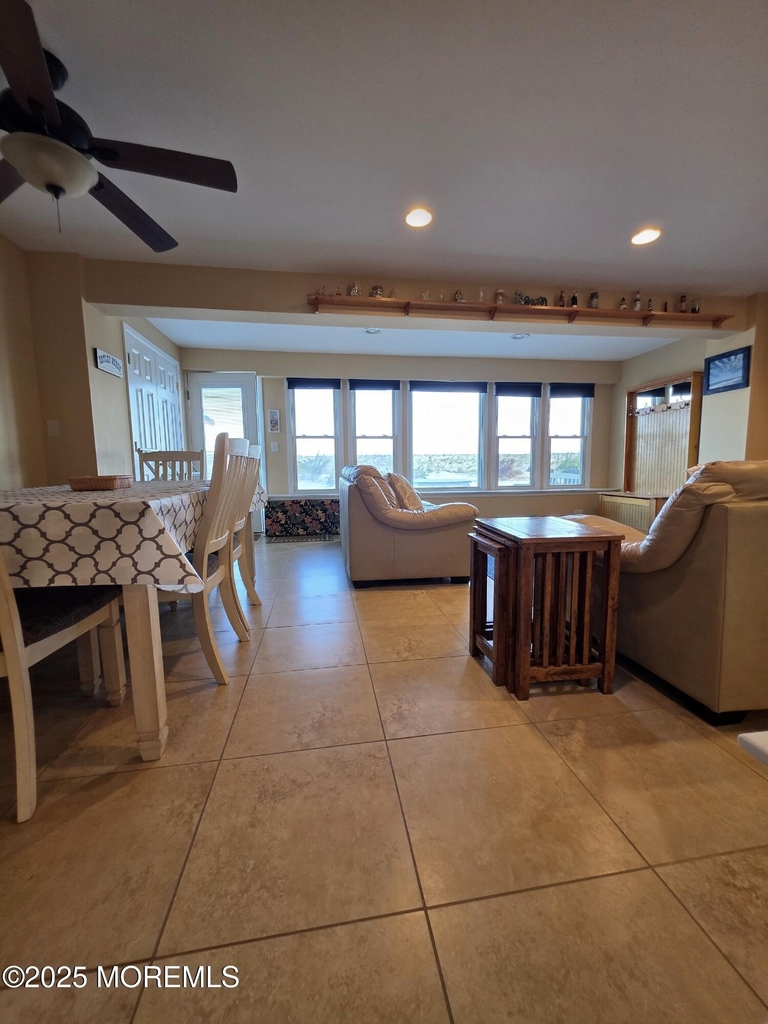 37 Dune Terrace - Photo 2