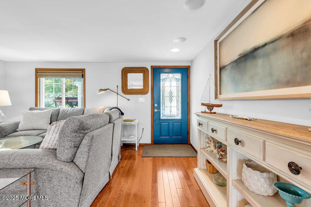 308 16th Avenue - Photo 4