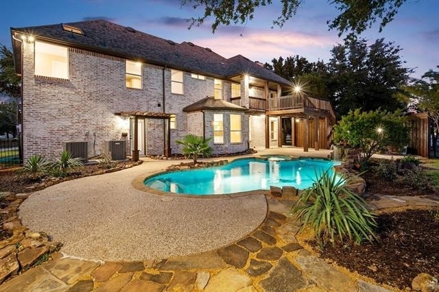 8285 Falcon Court - Photo 3