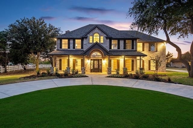 8285 Falcon Court - Photo 1
