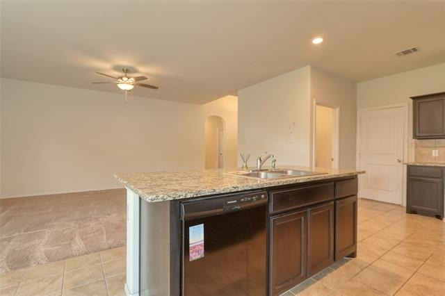 744 Walls Boulevard - Photo 7
