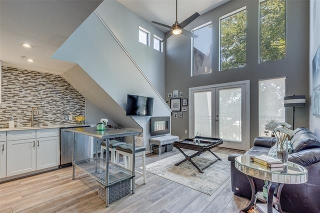 5111 Manett Street - Photo 2
