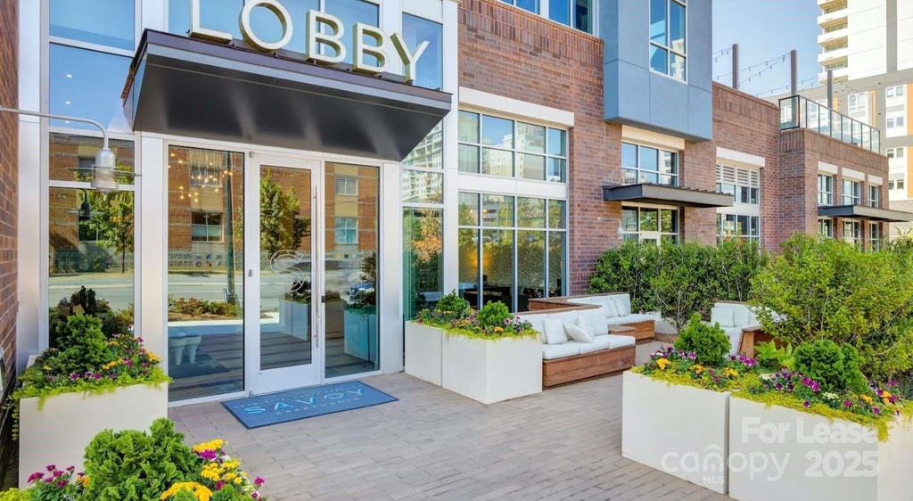 650 E Brooklyn Village Avenue - Photo 3