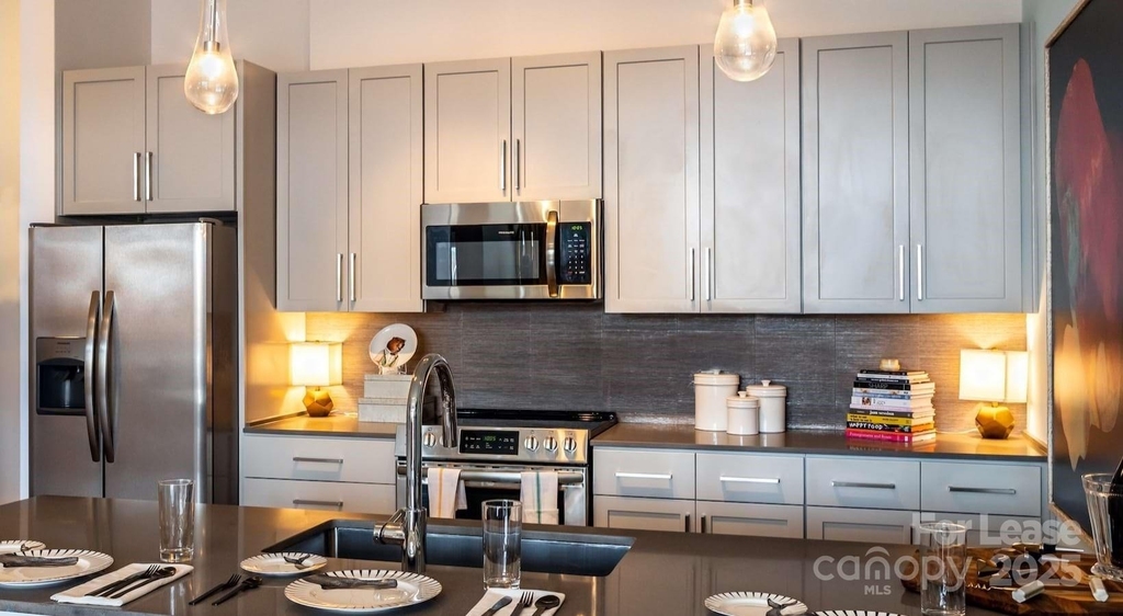 650 E Brooklyn Village Avenue - Photo 31