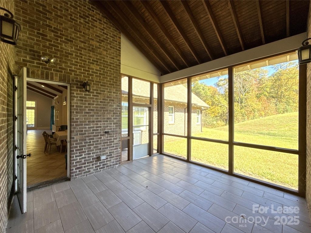 14019 Thompson Road - Photo 39