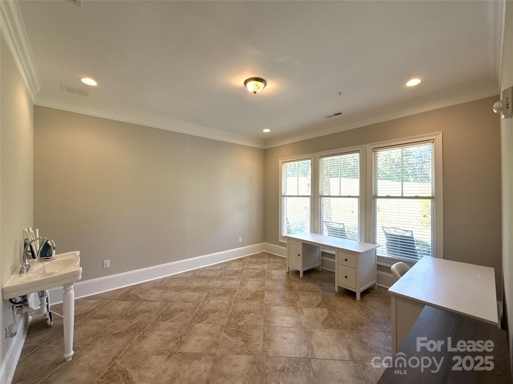 14019 Thompson Road - Photo 37