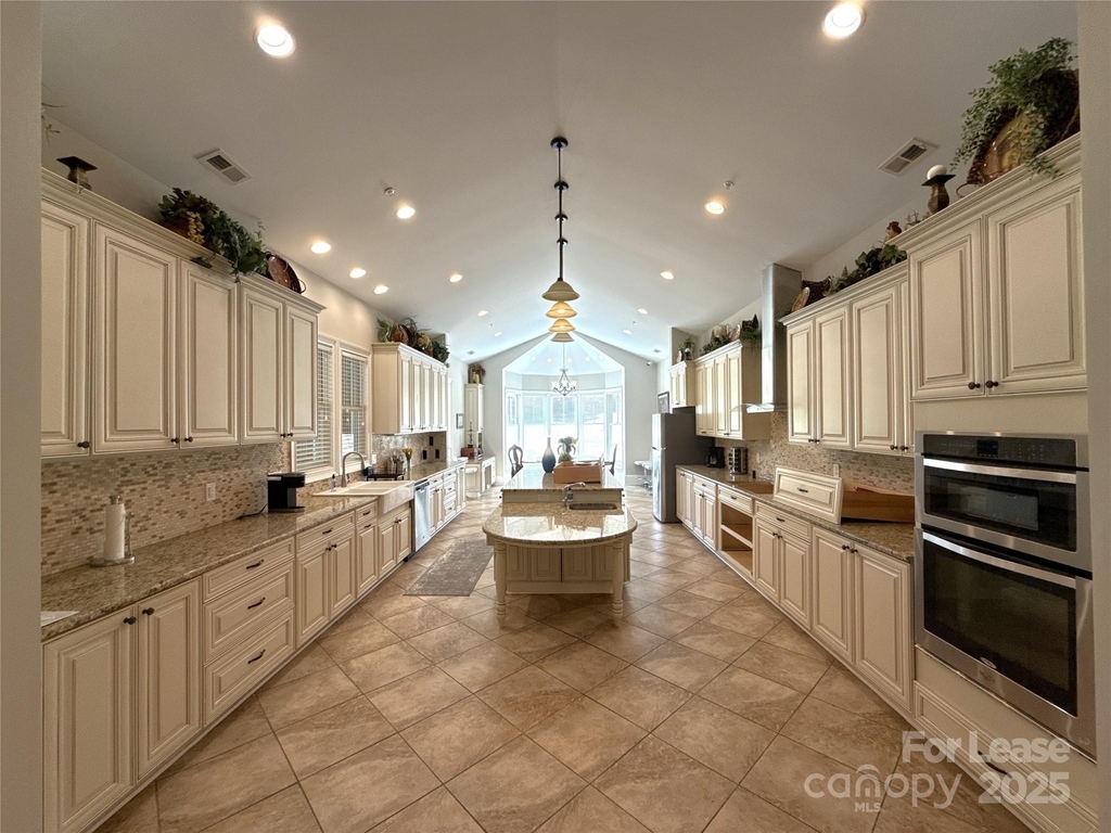 14019 Thompson Road - Photo 10