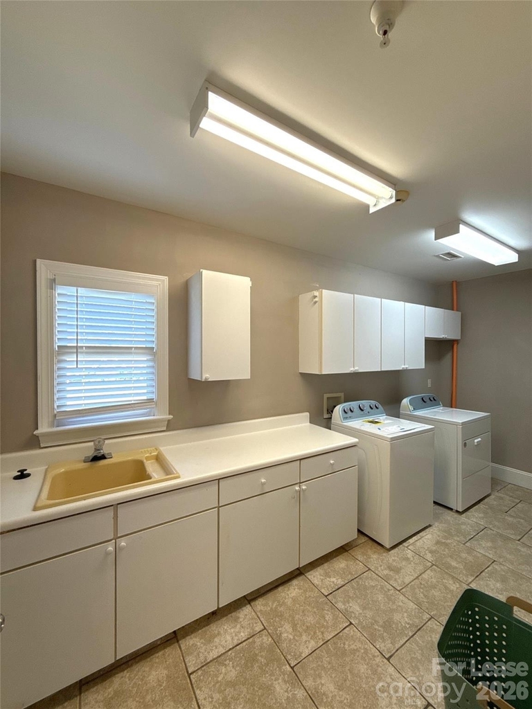 14009 Thompson Road - Photo 15
