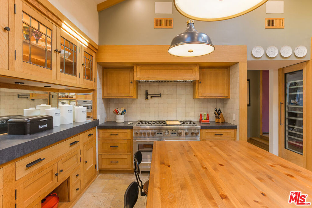 4880 Queen Florence Lane - Photo 5