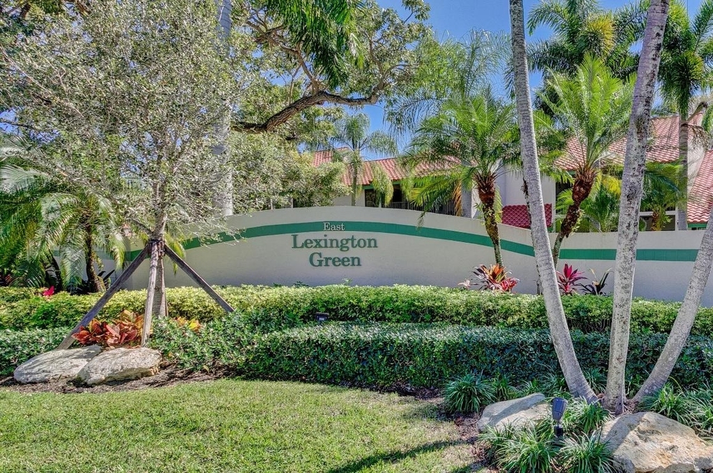 6 Lexington Lane E - Photo 47