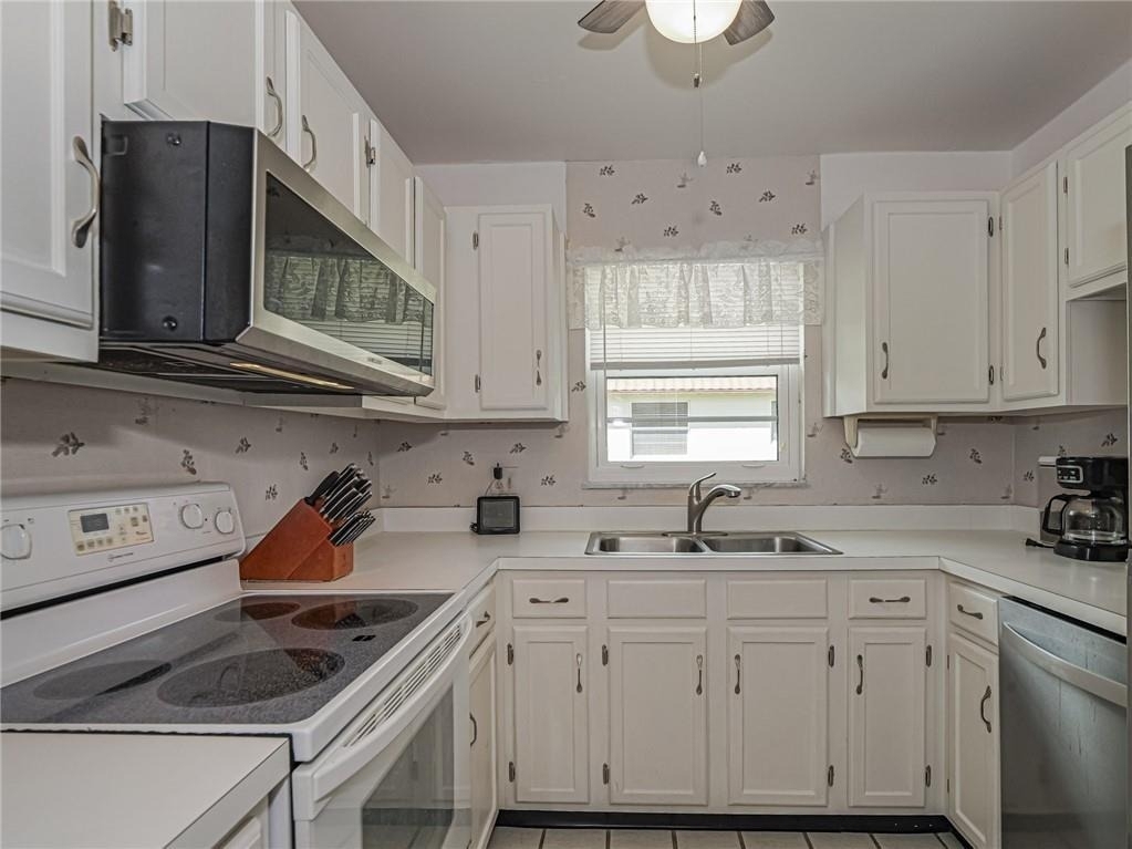 1 Vista Palm Lane - Photo 8