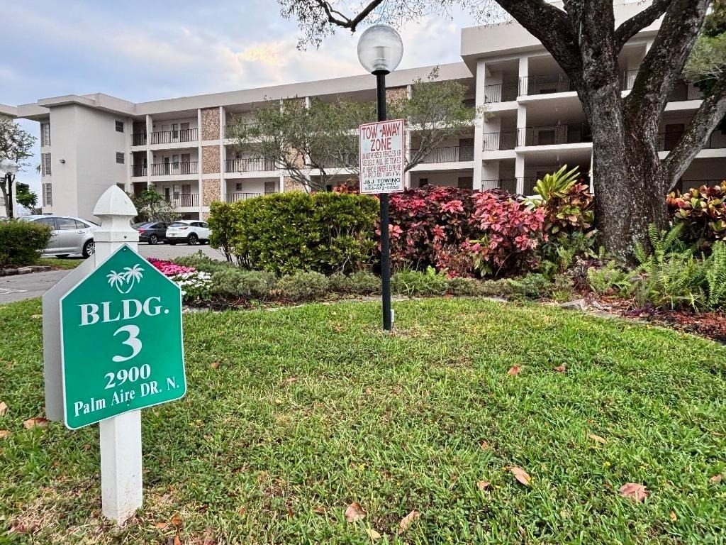 2900 N Palm Aire Drive - Photo 19