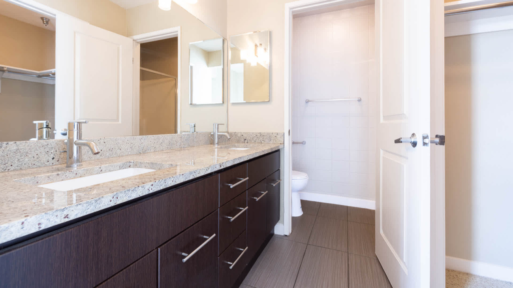 1710 N Fuller Ave - Photo 23