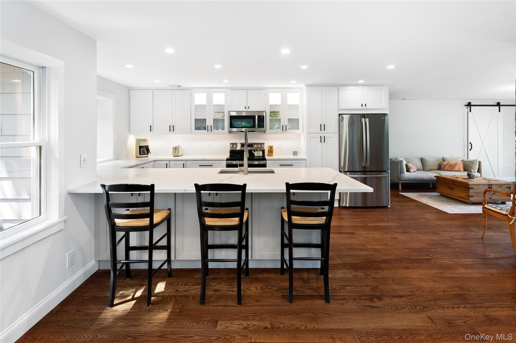 9 S Shore Drive - Photo 4