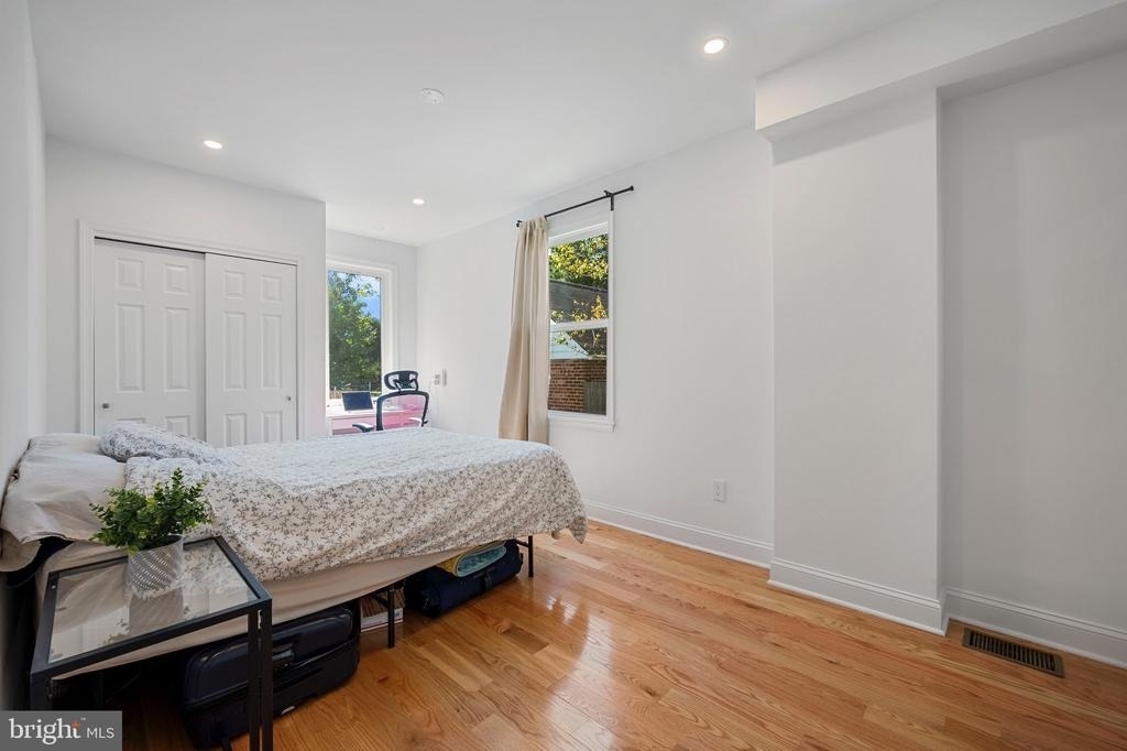 708 Hankin Street - Photo 19
