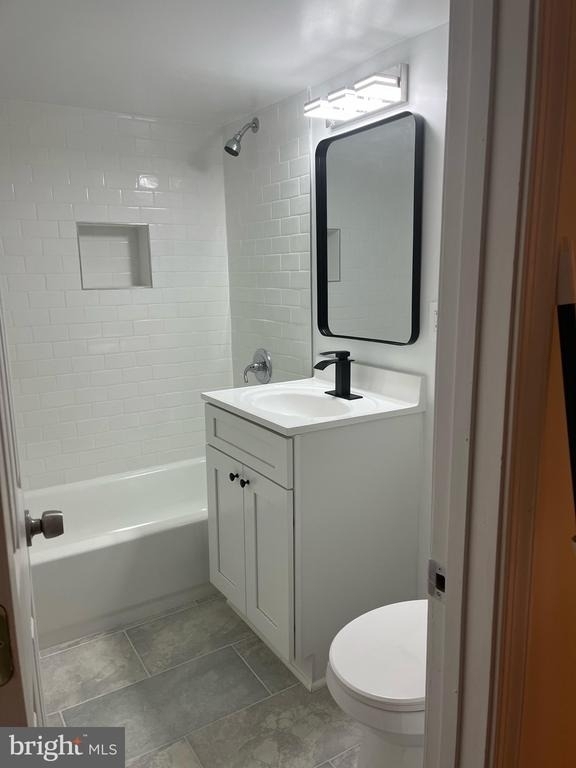 708 Hankin Street - Photo 27