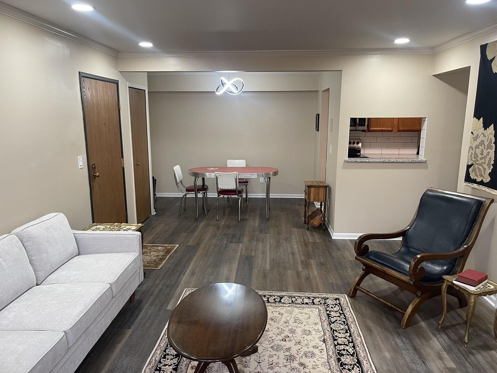 3005 Fernwood Avenue - Photo 1