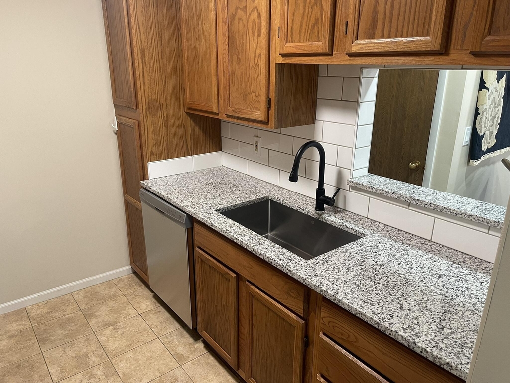 3005 Fernwood Avenue - Photo 10