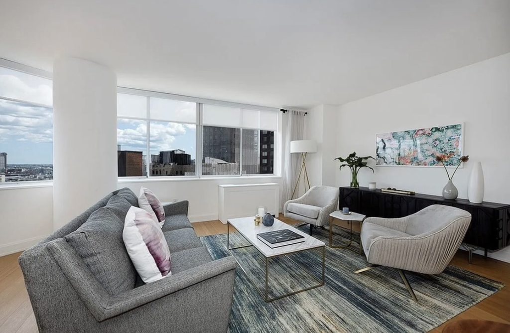 420 East 54th Street, Unit 1601 - Photo 3