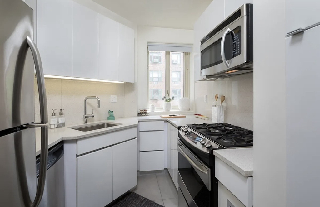 400 East 20th Street, Unit 05-c - Photo 5