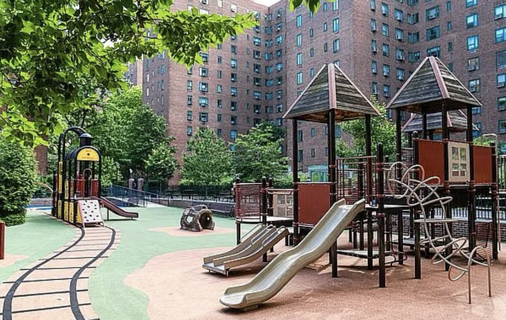 400 East 20th Street, Unit 05-c - Photo 13