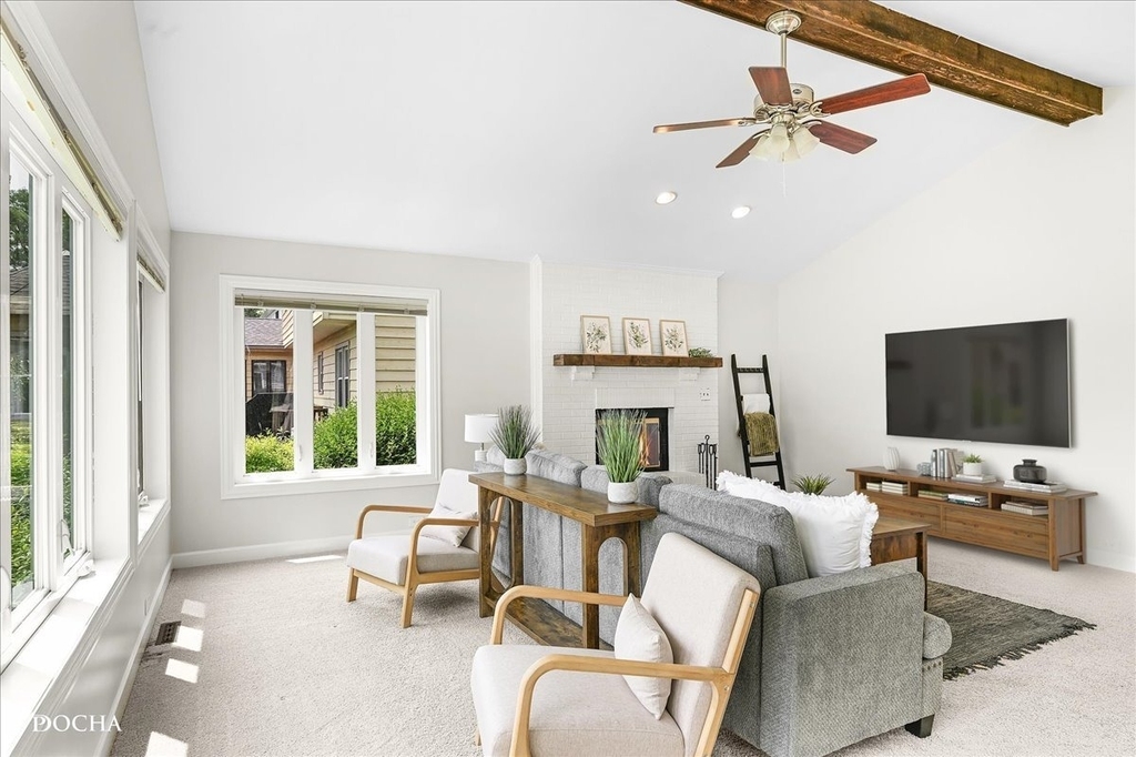 1012 Bainbridge Drive - Photo 15