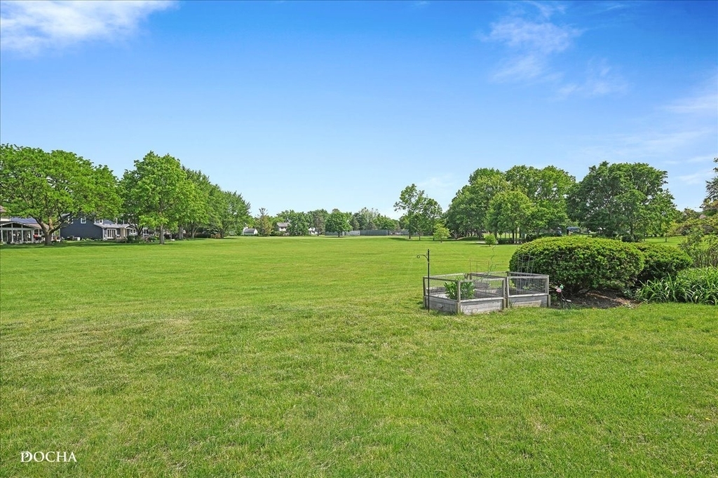 1012 Bainbridge Drive - Photo 42