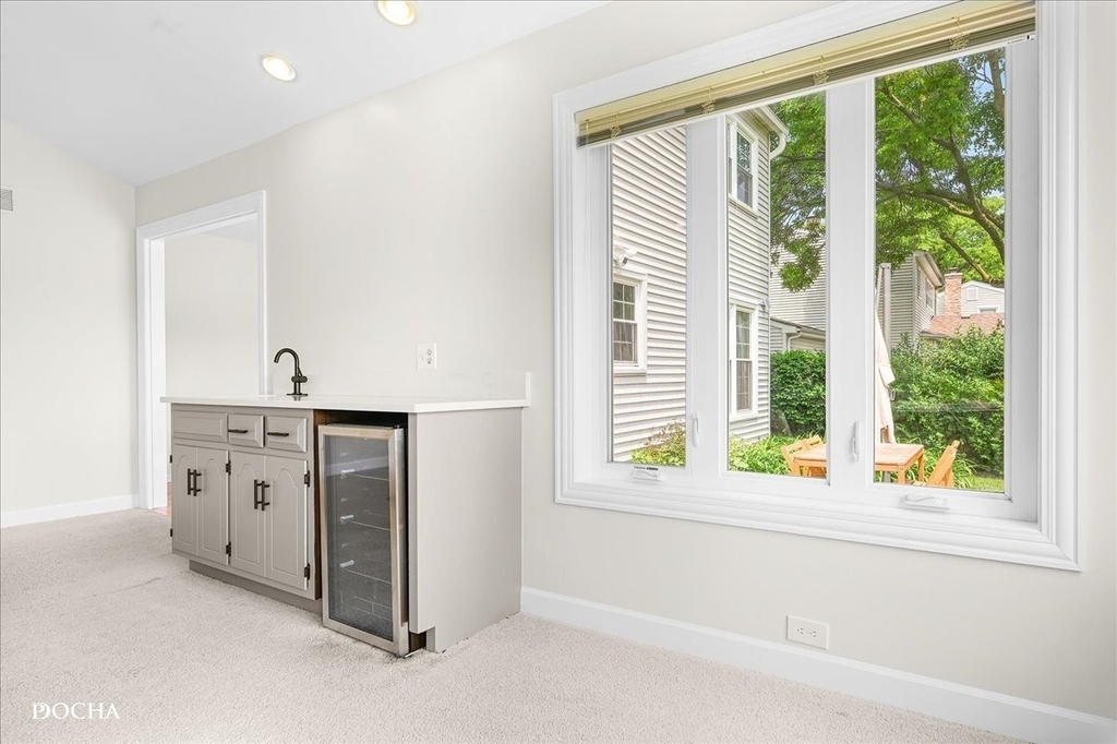 1012 Bainbridge Drive - Photo 17