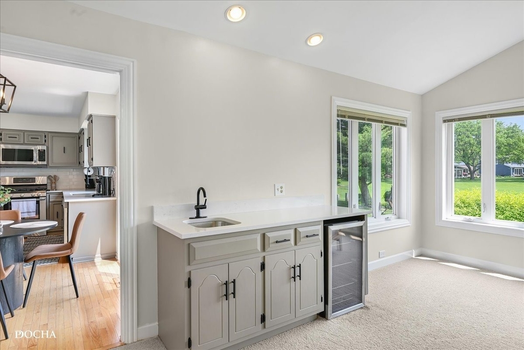1012 Bainbridge Drive - Photo 18