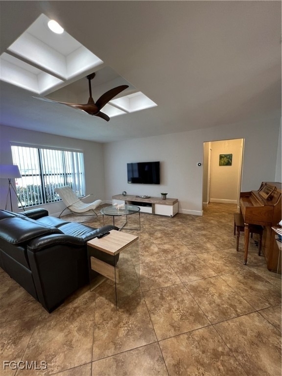 852 Ne 7th Place - Photo 7