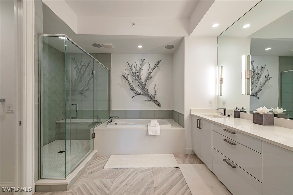 1111 Central Avenue - Photo 3