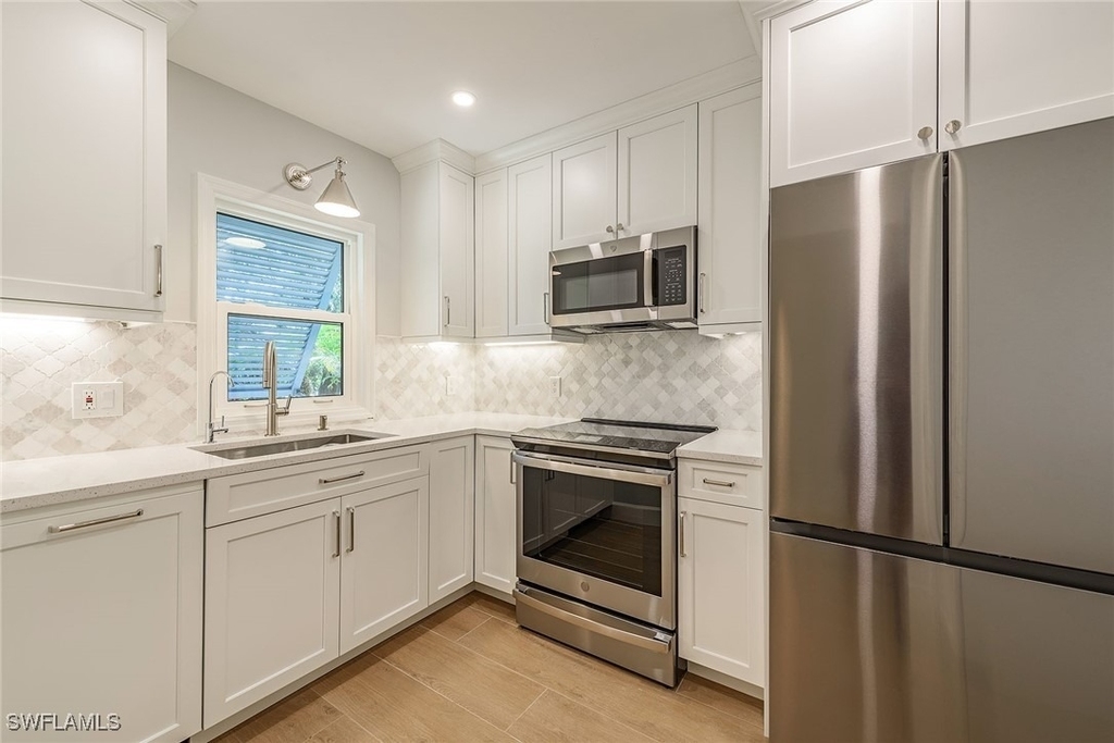 301 Ridge Drive - Photo 4