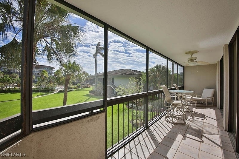 651 Seaview Court - Photo 9