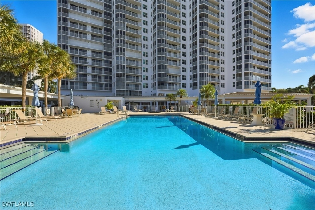 6361 Pelican Bay Boulevard - Photo 23
