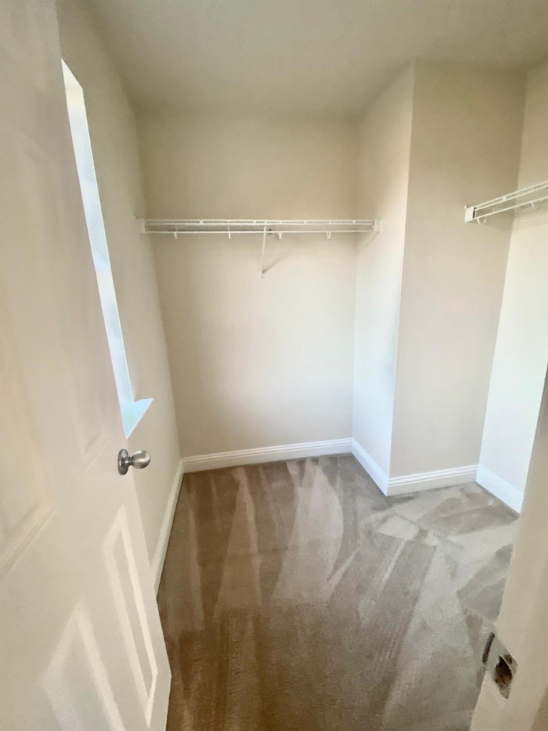 518 Remington Chase Court - Photo 6