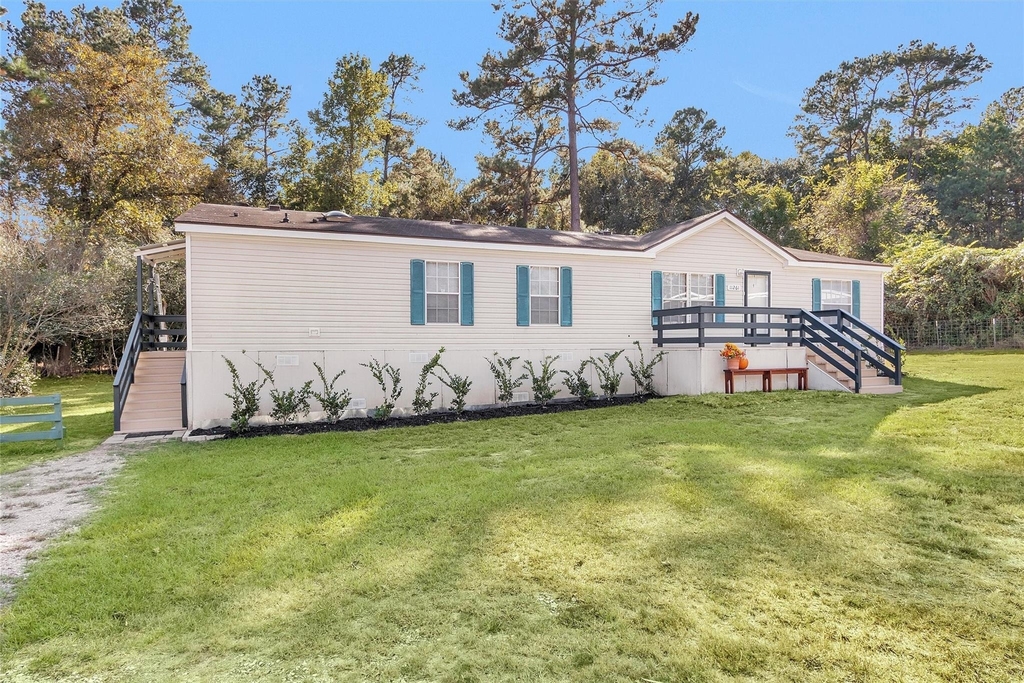 11261 Rose Road - Photo 1