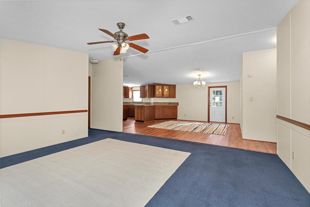 11261 Rose Road - Photo 6