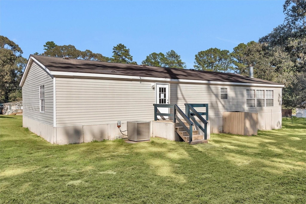 11261 Rose Road - Photo 28