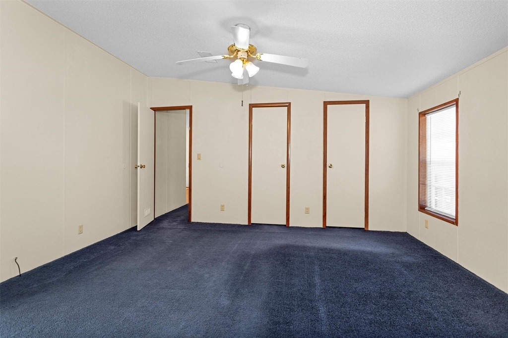 11261 Rose Road - Photo 17