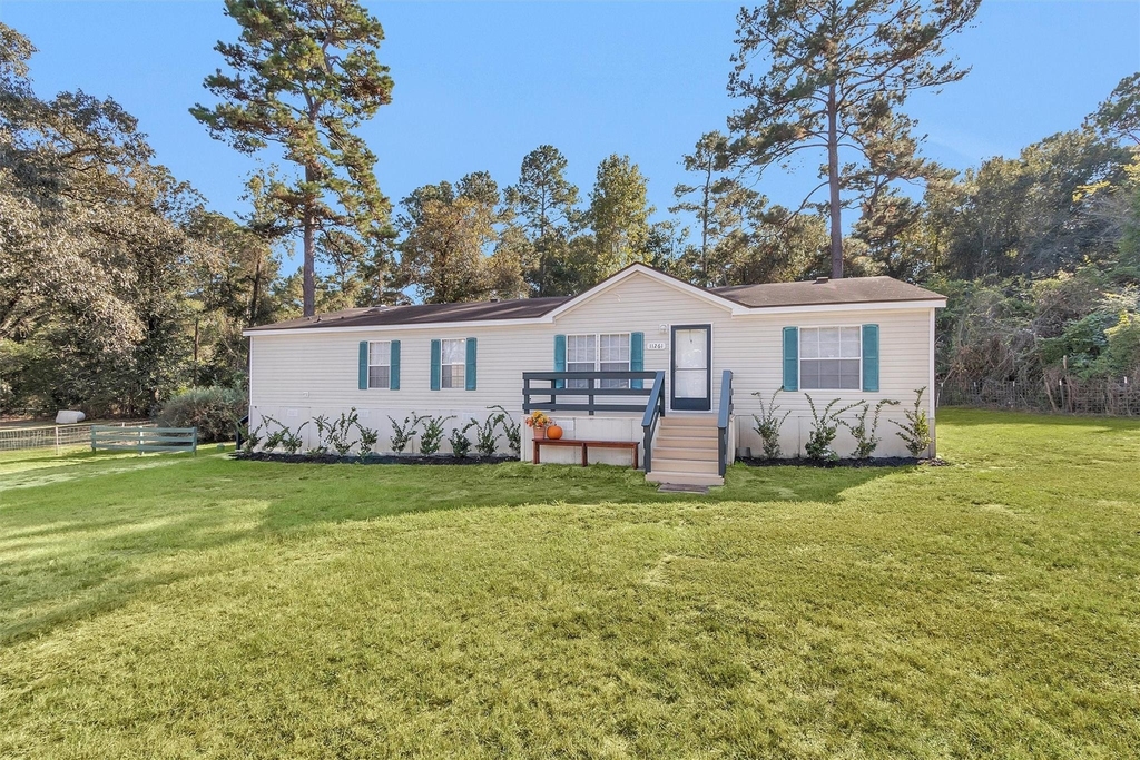 11261 Rose Road - Photo 2