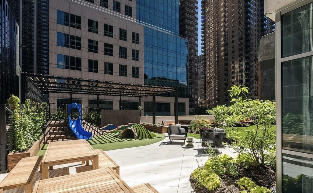 225 East 39th Street, Unit 28c - Photo 10