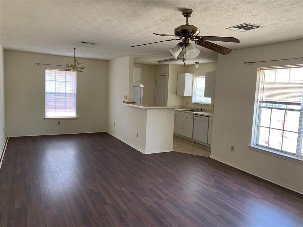 3801 College Main Street - Photo 8