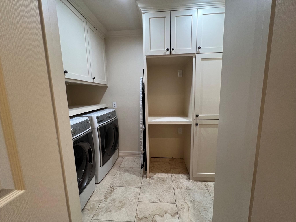 1014 Roxella Street - Photo 8