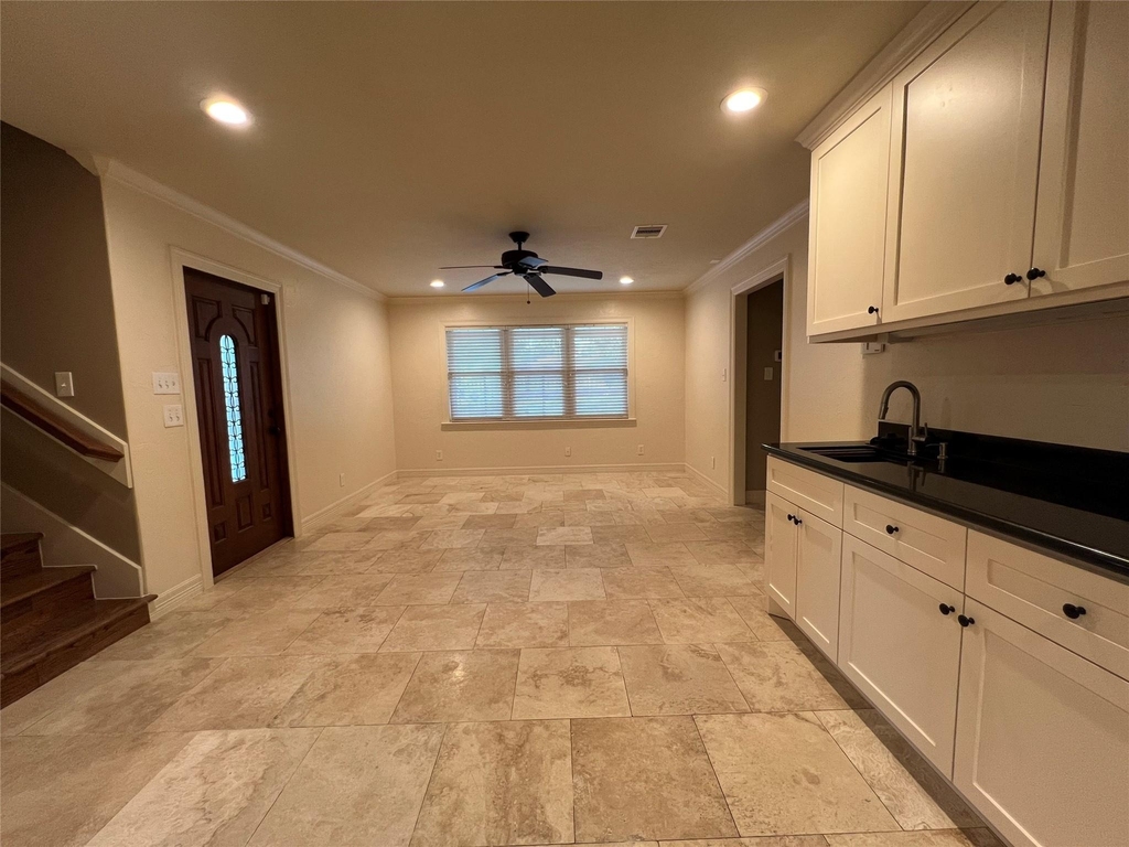 1014 Roxella Street - Photo 11