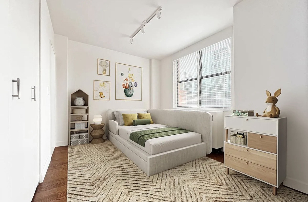 320 East 46th Street, Unit 4e - Photo 2