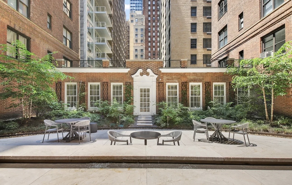 160 East 48th Street, Unit 14-l2 - Photo 8