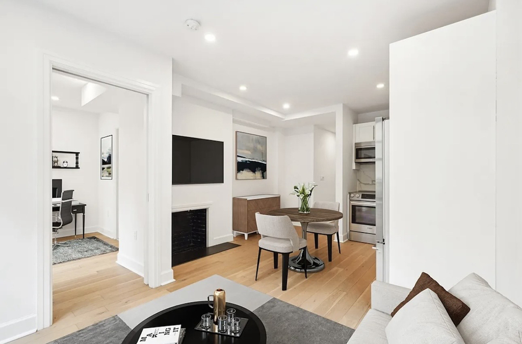 160 East 48th Street, Unit 14-l2 - Photo 0