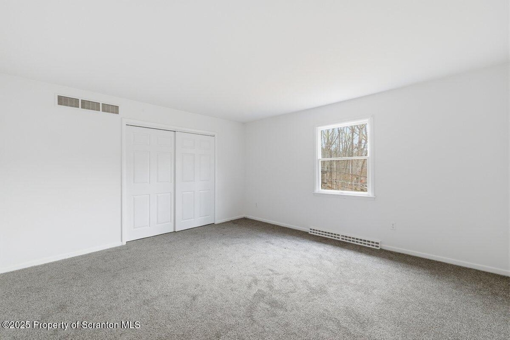 1273 Chateau Drive - Photo 13
