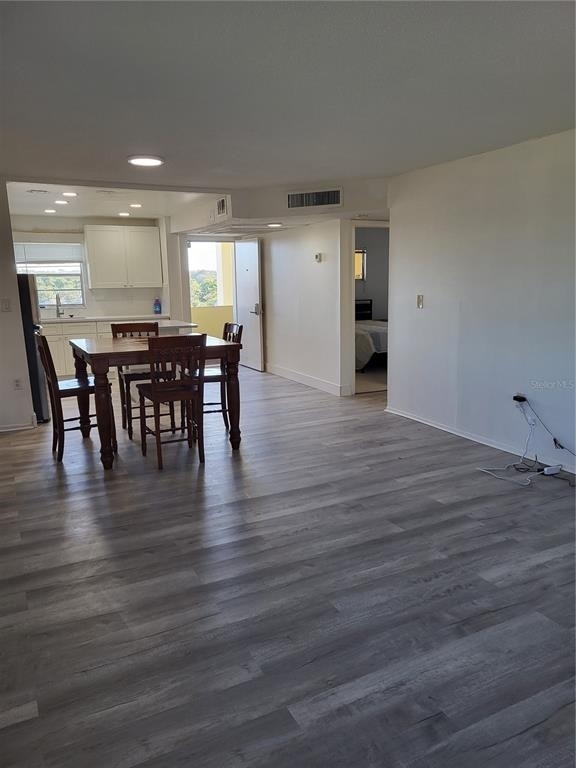 4650 Cove Circle - Photo 3
